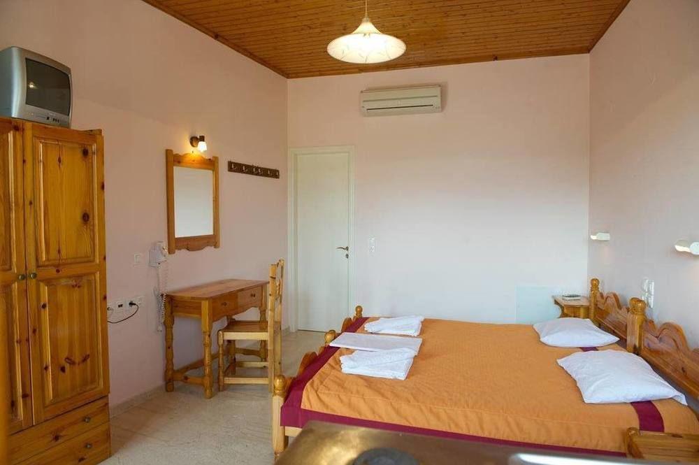 Geroulis Stefanos Studios Βασιλική Εξωτερικό φωτογραφία
